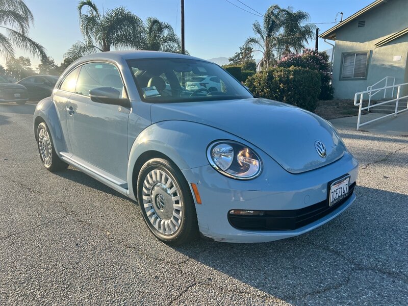 2014 Volkswagen Beetle-Classic 2.5L PZEV  