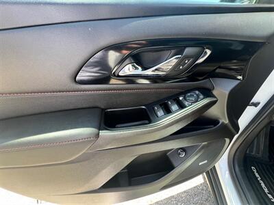 2023 Chevrolet Traverse RS - Photo 15 - Rancho Cucamonga, CA 91730