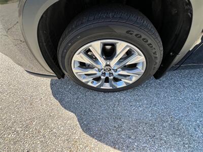 2023 Toyota Highlander Hybrid Limited   - Photo 28 - Rancho Cucamonga, CA 91730