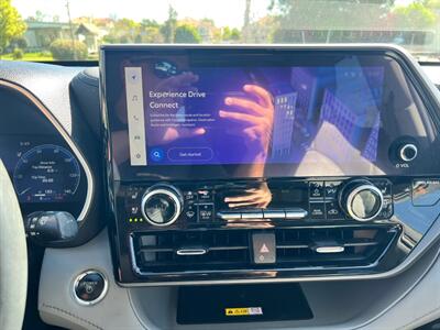 2023 Toyota Highlander Hybrid Limited   - Photo 11 - Rancho Cucamonga, CA 91730