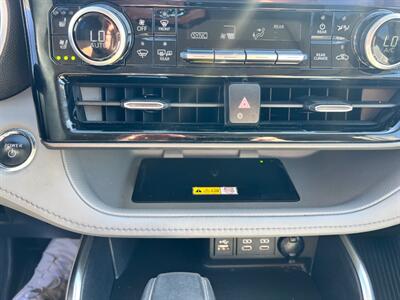 2023 Toyota Highlander Hybrid Limited   - Photo 16 - Rancho Cucamonga, CA 91730