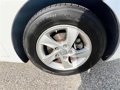 2015 Hyundai ELANTRA SE   - Photo 15 - Rancho Cucamonga, CA 91730