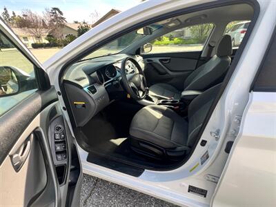 2015 Hyundai ELANTRA SE   - Photo 9 - Rancho Cucamonga, CA 91730