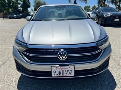 2023 Volkswagen Jetta SE - Photo 2 - Rancho Cucamonga, CA 91730