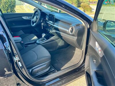 2023 Kia Forte LXS - Photo 17 - Rancho Cucamonga, CA 91730