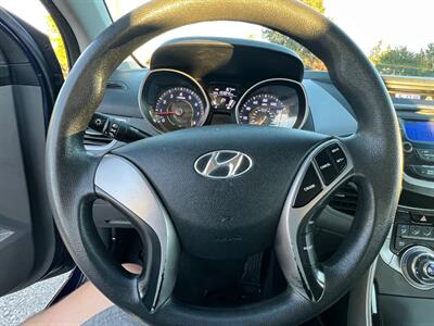 2013 Hyundai ELANTRA GLS   - Photo 13 - Rancho Cucamonga, CA 91730