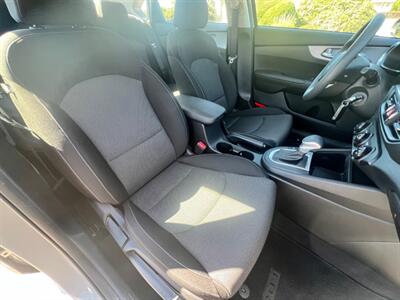 2023 Kia Forte LXS   - Photo 16 - Rancho Cucamonga, CA 91730