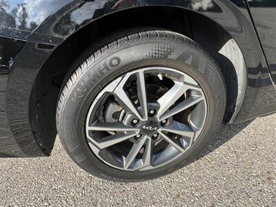 2023 Kia Forte LXS TECHNOLOGY PACKAGE   - Photo 17 - Rancho Cucamonga, CA 91730