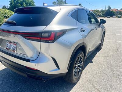2024 Lexus NX 350h Premium   - Photo 8 - Rancho Cucamonga, CA 91730