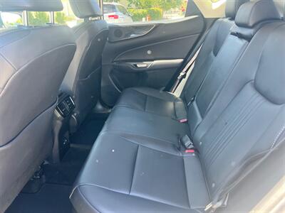 2024 Lexus NX 350h Premium   - Photo 18 - Rancho Cucamonga, CA 91730
