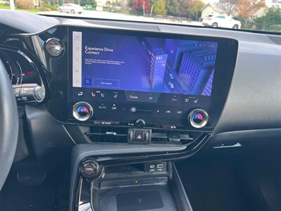 2023 Lexus NX 350h Premium - Photo 11 - Rancho Cucamonga, CA 91730