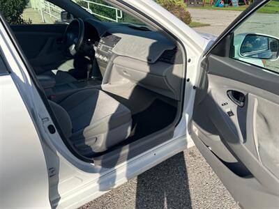 2011 Toyota Camry LE   - Photo 19 - Rancho Cucamonga, CA 91730