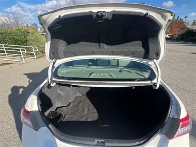 2011 Toyota Camry LE   - Photo 17 - Rancho Cucamonga, CA 91730