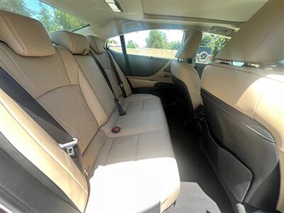 2019 Lexus ES 350 - Photo 13 - Rancho Cucamonga, CA 91730