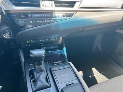 2019 Lexus ES 350 - Photo 22 - Rancho Cucamonga, CA 91730