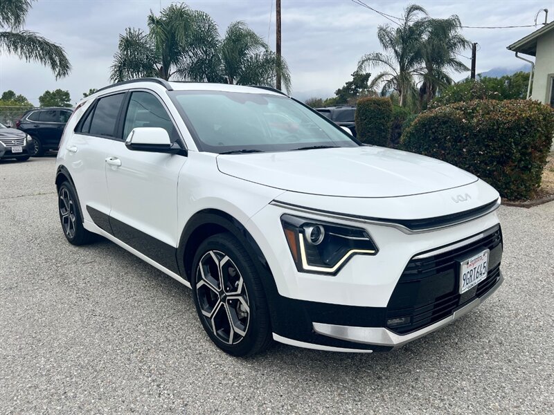 2023 Kia Niro EX Touring   - Photo 1 - Rancho Cucamonga, CA 91730