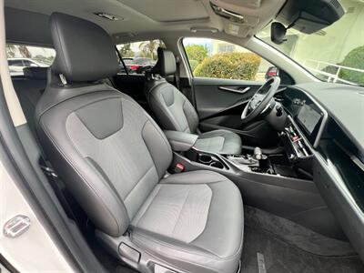 2023 Kia Niro EX Touring   - Photo 24 - Rancho Cucamonga, CA 91730