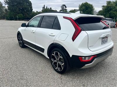 2023 Kia Niro EX Touring   - Photo 5 - Rancho Cucamonga, CA 91730