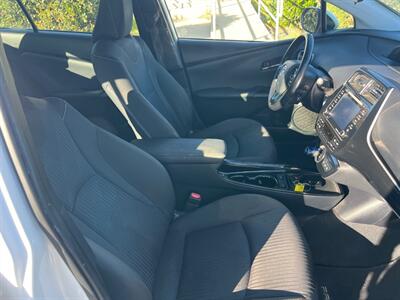 2021 Toyota Prius Prime LE   - Photo 18 - Rancho Cucamonga, CA 91730