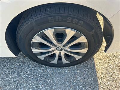 2021 Toyota Prius Prime LE   - Photo 26 - Rancho Cucamonga, CA 91730