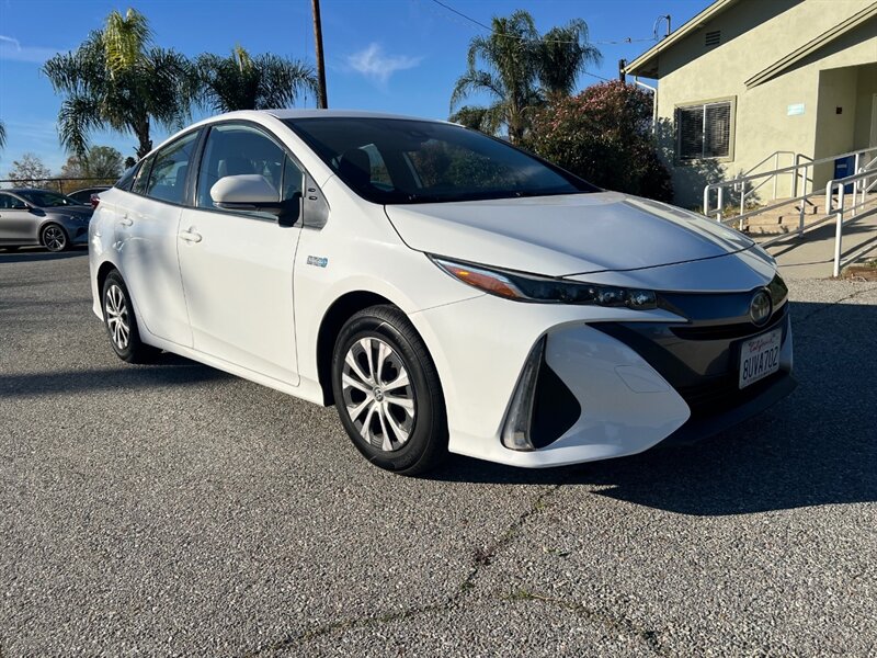 2021 Toyota Prius Prime LE   - Photo 1 - Rancho Cucamonga, CA 91730