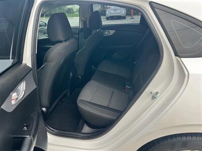 2023 Kia Forte LXS   - Photo 10 - Rancho Cucamonga, CA 91730