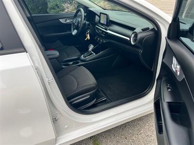 2023 Kia Forte LXS   - Photo 12 - Rancho Cucamonga, CA 91730