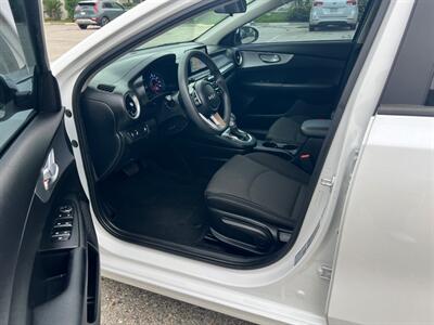 2023 Kia Forte LXS   - Photo 8 - Rancho Cucamonga, CA 91730