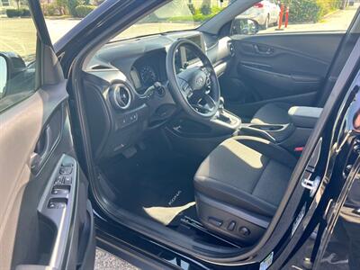 2023 Hyundai KONA SEL   - Photo 14 - Rancho Cucamonga, CA 91730