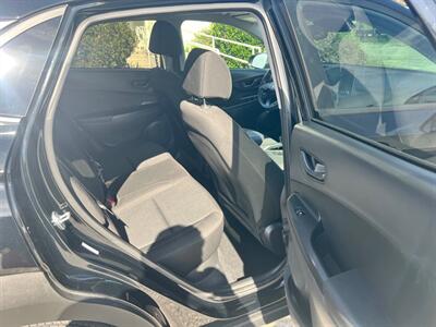 2023 Hyundai KONA SEL   - Photo 18 - Rancho Cucamonga, CA 91730