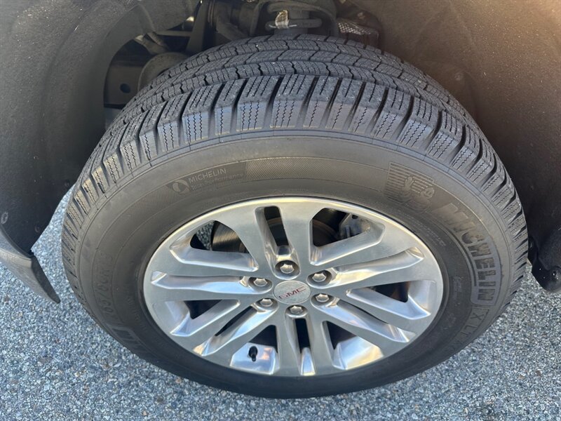 2016 GMC Canyon SLT - Photo 16