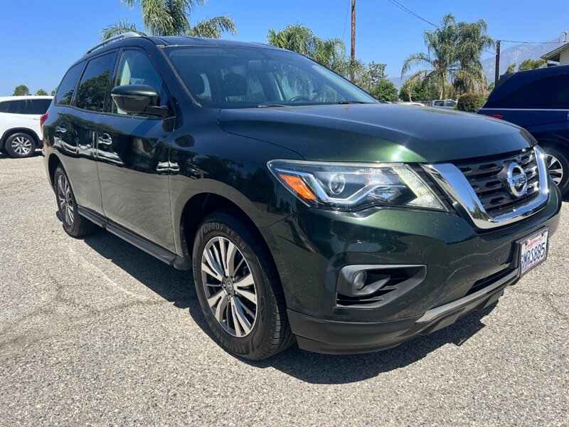 2019 Nissan Pathfinder SV   - Photo 1 - Rancho Cucamonga, CA 91730
