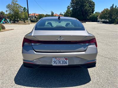 2023 Hyundai ELANTRA SEL   - Photo 6 - Rancho Cucamonga, CA 91730