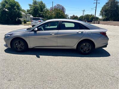 2023 Hyundai ELANTRA SEL   - Photo 4 - Rancho Cucamonga, CA 91730