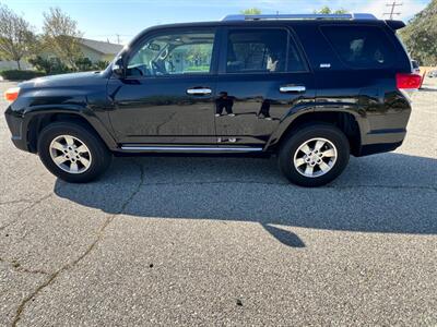 2011 Toyota 4Runner SR5   - Photo 4 - Rancho Cucamonga, CA 91730