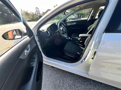 2023 Kia Forte LXS   - Photo 16 - Rancho Cucamonga, CA 91730