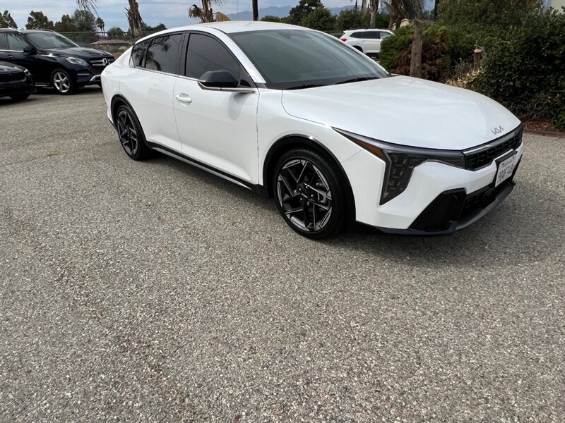 2025 Kia K4 GT-Line  