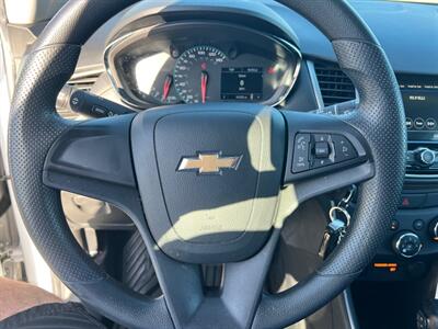 2018 Chevrolet Trax LS - Photo 9 - Rancho Cucamonga, CA 91730