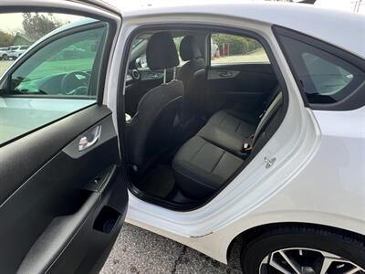 2023 Kia Forte LXS   - Photo 15 - Rancho Cucamonga, CA 91730