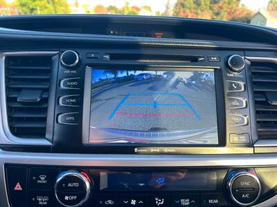 2016 Toyota Highlander XLE   - Photo 17 - Rancho Cucamonga, CA 91730