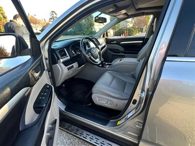 2016 Toyota Highlander XLE   - Photo 9 - Rancho Cucamonga, CA 91730