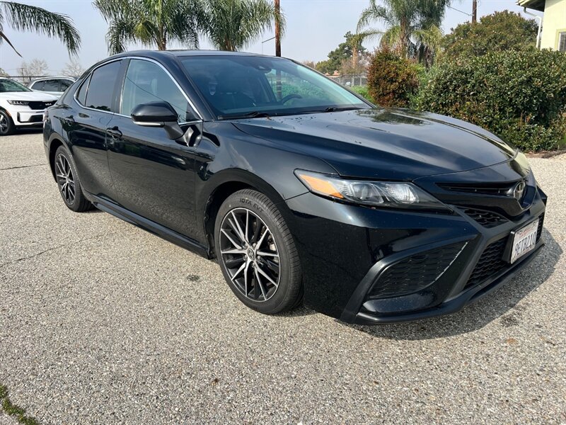 2023 Toyota Camry SE   - Photo 1 - Rancho Cucamonga, CA 91730