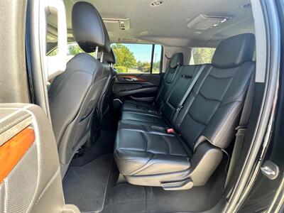 2018 Cadillac Escalade ESV Premium Luxury - Photo 19 - Rancho Cucamonga, CA 91730