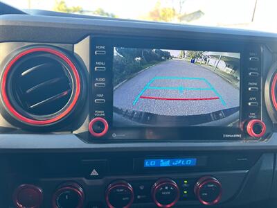 2023 Toyota Tacoma TRD Off-Road   - Photo 13 - Rancho Cucamonga, CA 91730