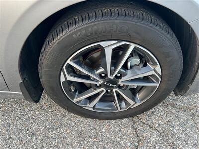 2024 Kia Forte LXS   - Photo 20 - Rancho Cucamonga, CA 91730
