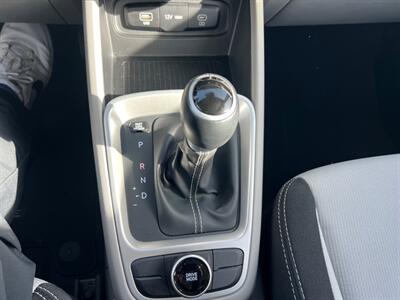 2023 Hyundai VENUE SEL   - Photo 20 - Rancho Cucamonga, CA 91730