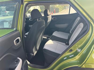 2023 Hyundai VENUE SEL   - Photo 10 - Rancho Cucamonga, CA 91730