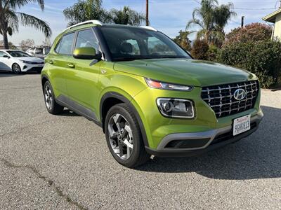 2023 Hyundai VENUE SEL   - Photo 1 - Rancho Cucamonga, CA 91730