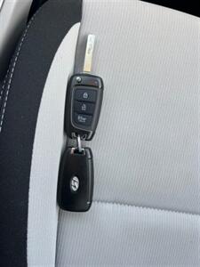 2023 Hyundai VENUE SEL   - Photo 21 - Rancho Cucamonga, CA 91730