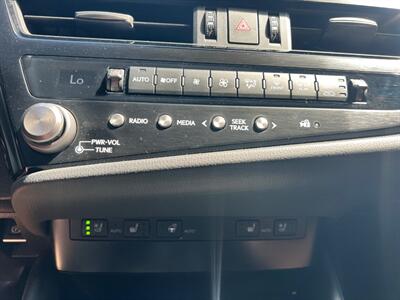 2024 Lexus ES 300h   - Photo 13 - Rancho Cucamonga, CA 91730